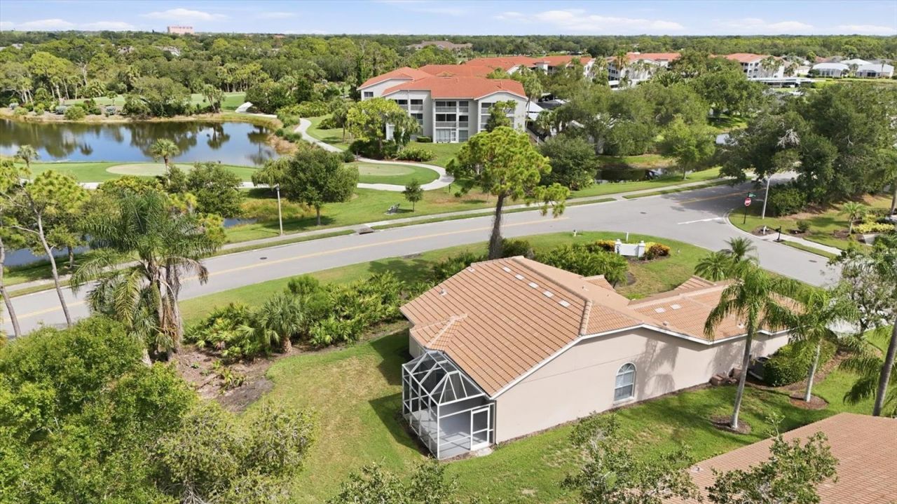 9402 Forest Hills Circle, Sarasota, FL 34238 Photo