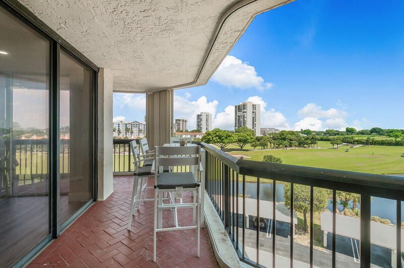 1900 Consulate Place, Unit 406, West Palm Beach, FL 33401 Photo