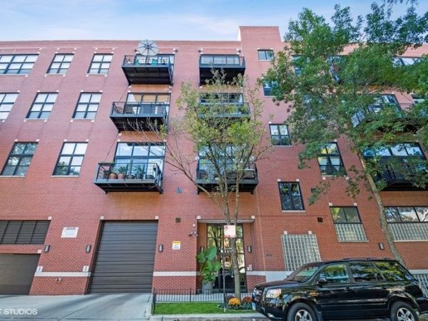 1934 N WASHTENAW Avenue , Unit 218, Chicago, IL 60647
