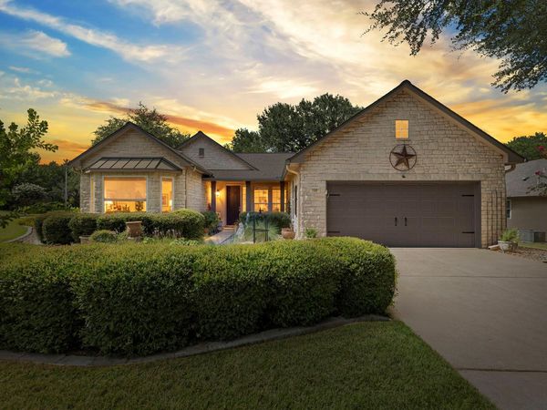 100 Enchanted DR, Georgetown, TX 78633