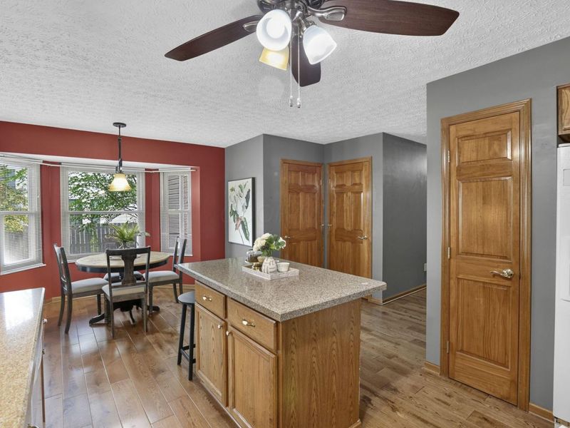 2394 Oakthorpe Drive, Hilliard, OH 43026 Photo 10