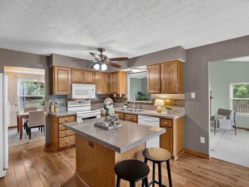 2394 Oakthorpe Drive, Hilliard, OH 43026 Photo 8