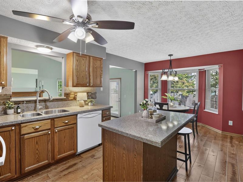 2394 Oakthorpe Drive, Hilliard, OH 43026 Photo 9