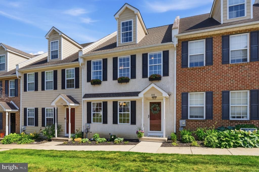 308 E MULBERRY STREET, KENNETT SQUARE, PA 19348