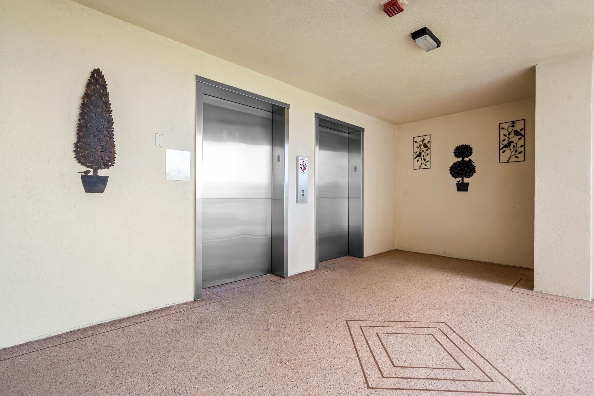 7290 Kinghurst Drive, Unit 607, Delray Beach, FL 33446 Photo