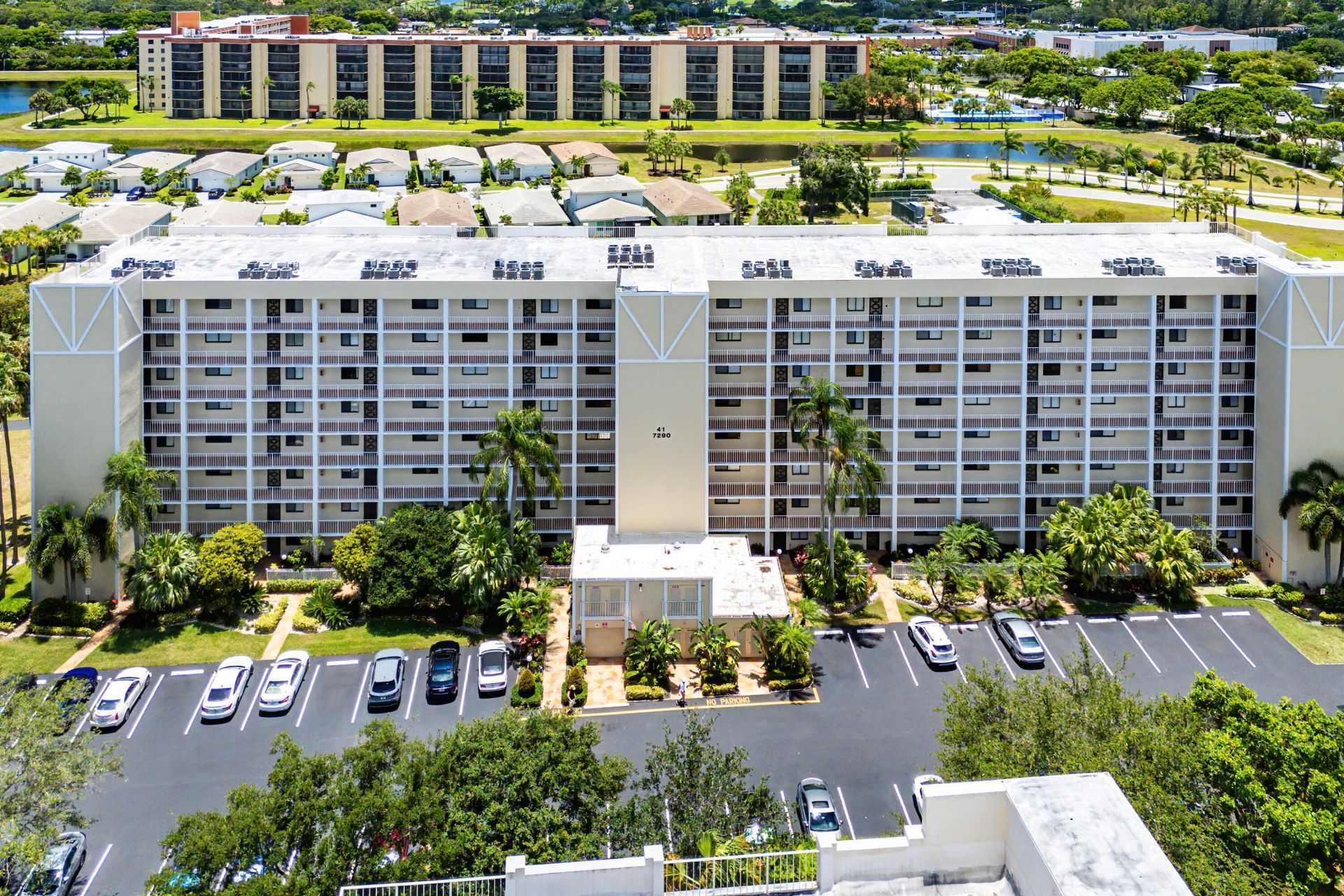 7290 Kinghurst Drive, Unit 607, Delray Beach, FL 33446 Photo