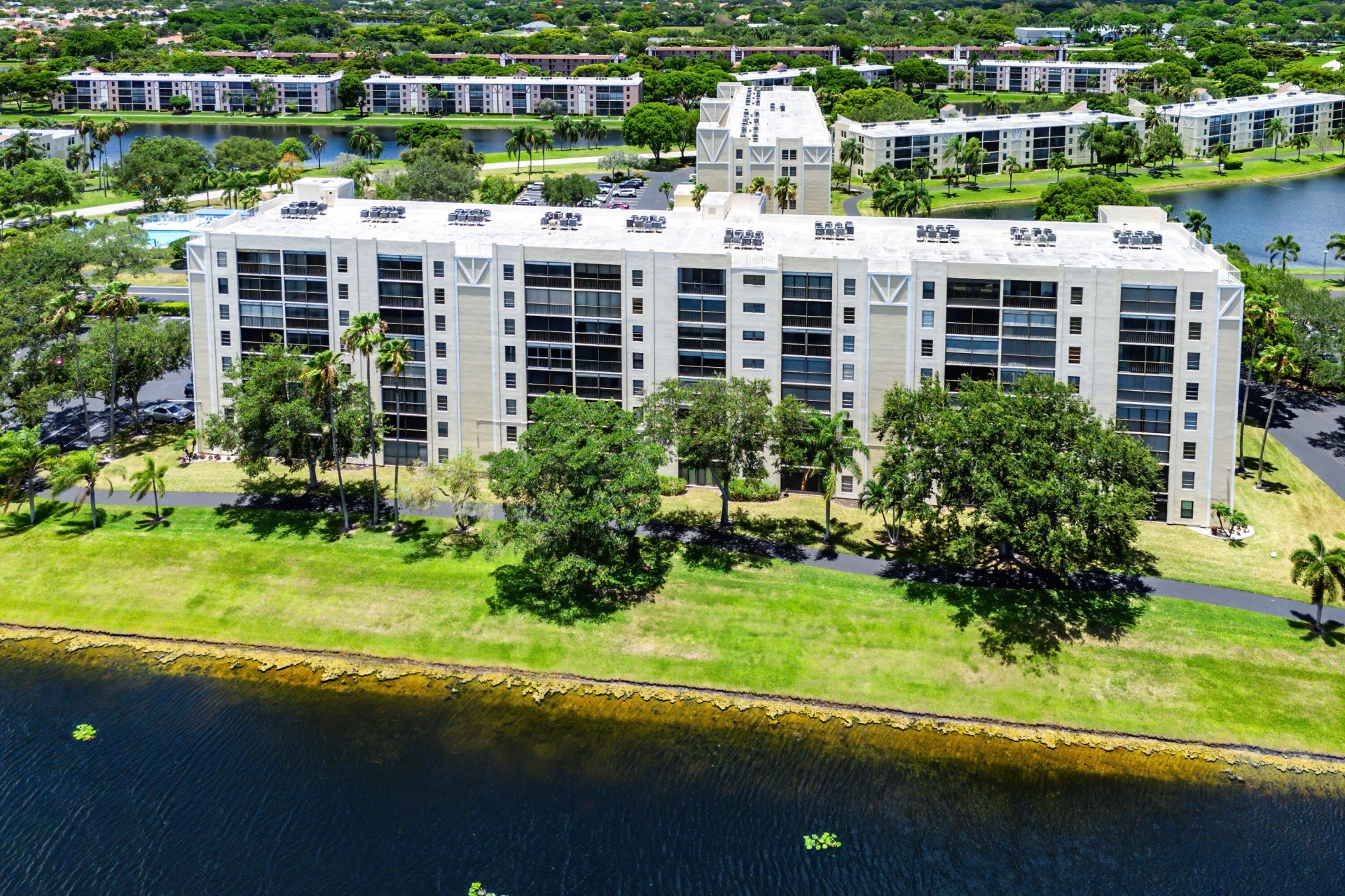 7290 Kinghurst Drive, Unit 607, Delray Beach, FL 33446 Photo