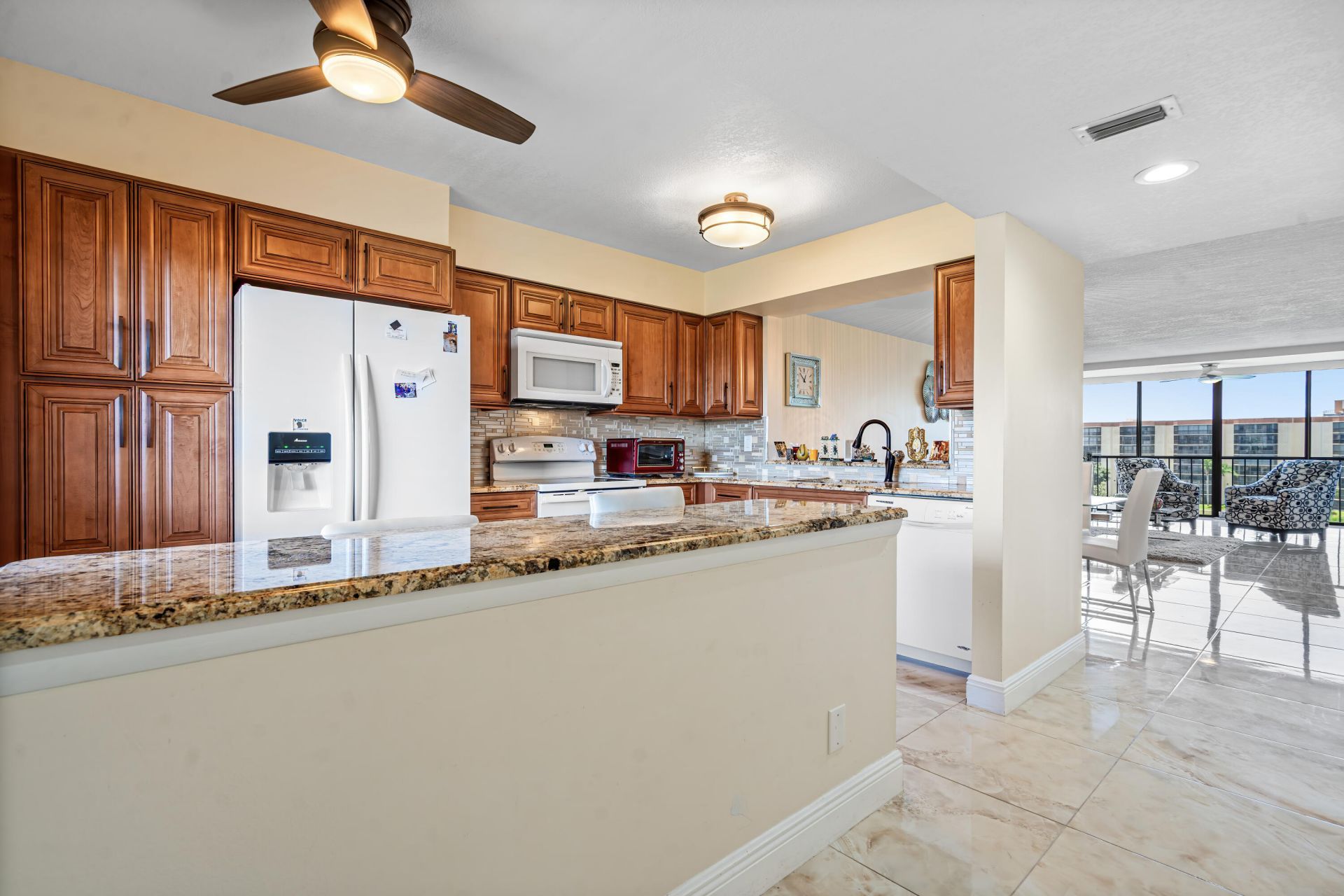 7290 Kinghurst Drive, Unit 607, Delray Beach, FL 33446 Photo