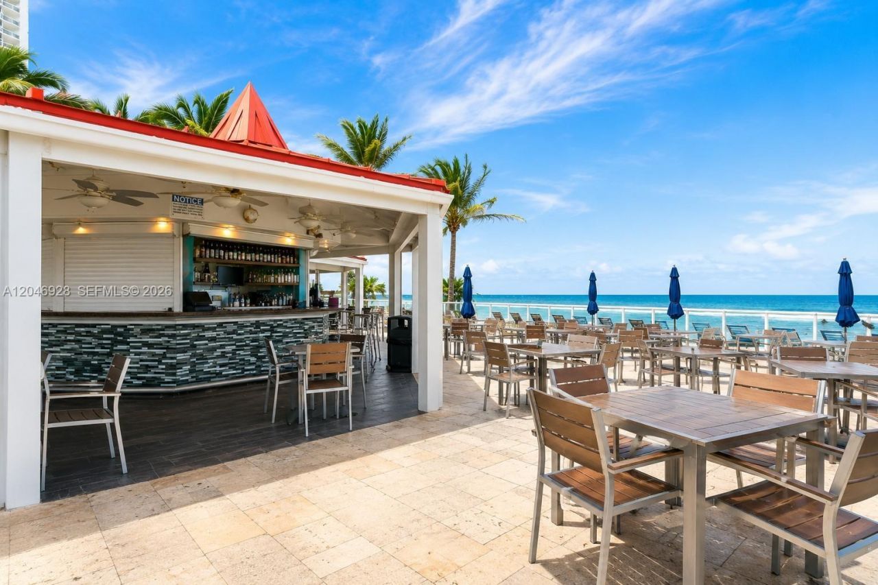 19201 Collins Ave , Unit 441, Sunny Isles Beach, FL 33160 Photo