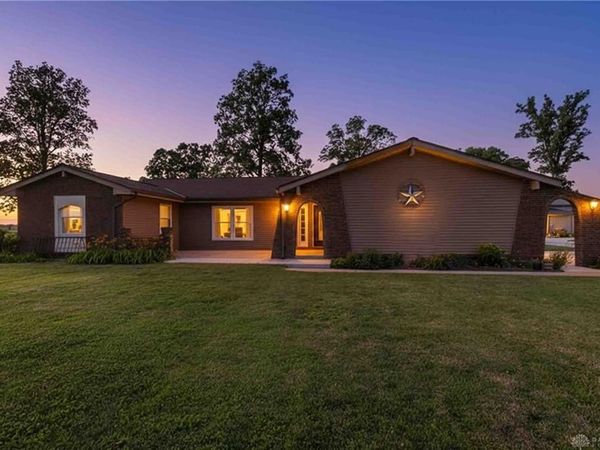 18477 Linker Road, Jackson Center, OH 45334