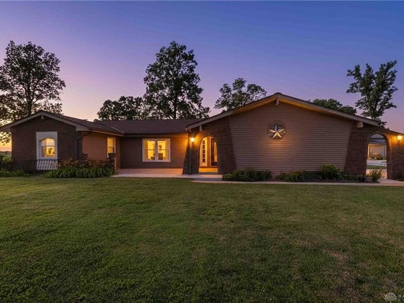 18477 Linker Road, Jackson Center, OH 45334 Photo 1