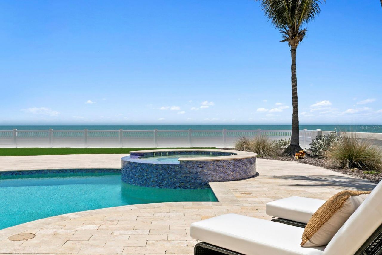 15912 Gulf Boulevard, Redington Beach, FL 33708 Photo