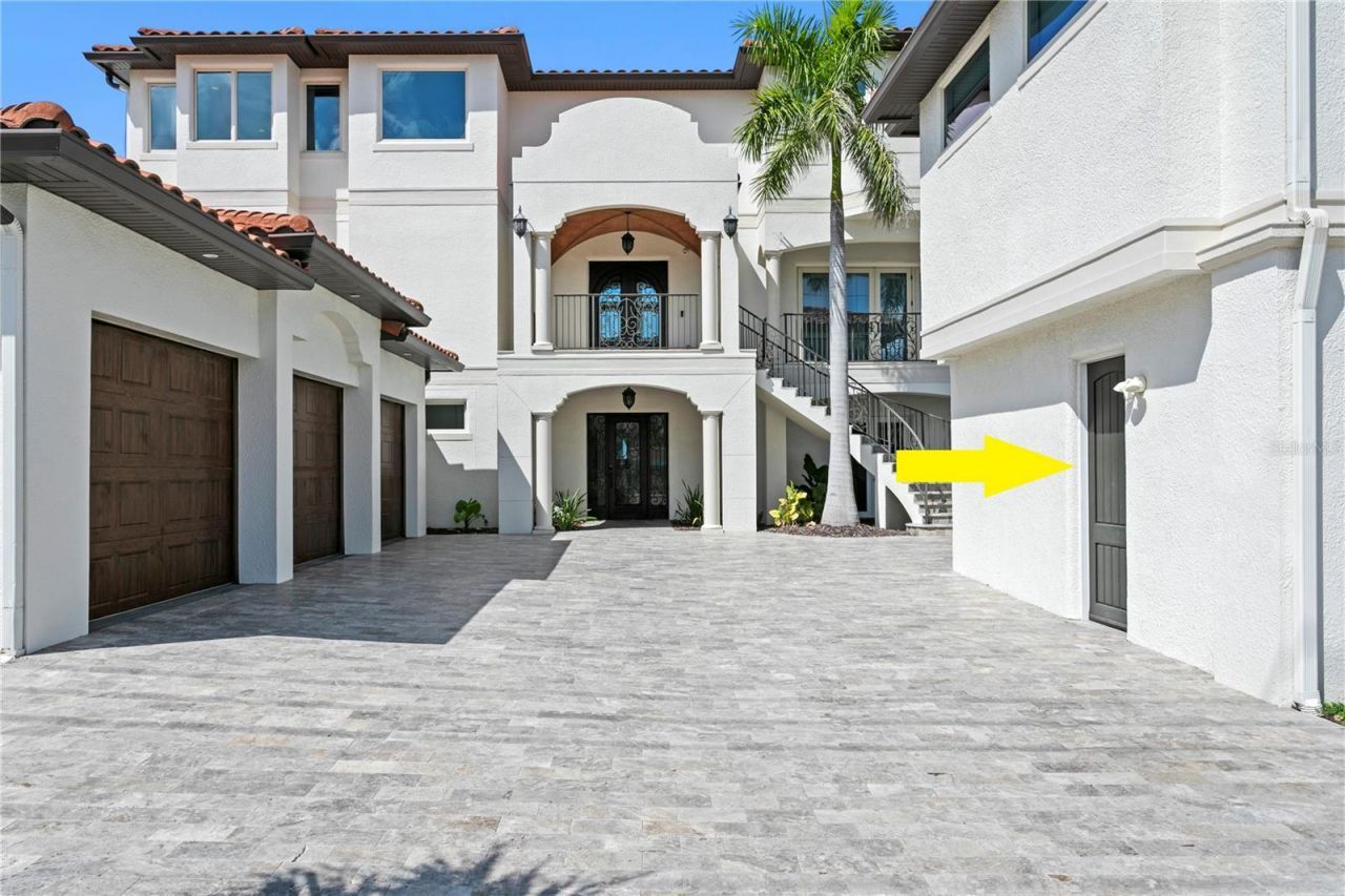 15912 Gulf Boulevard, Redington Beach, FL 33708 Photo