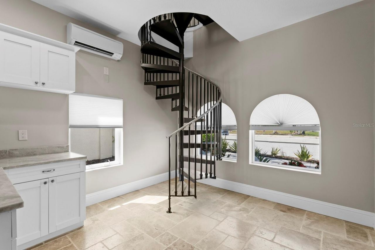 15912 Gulf Boulevard, Redington Beach, FL 33708 Photo
