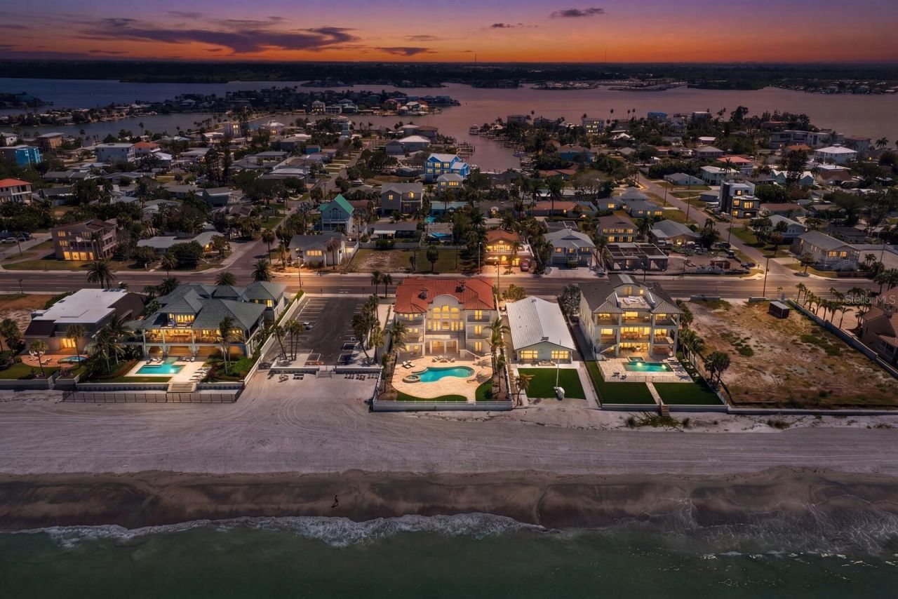 15912 Gulf Boulevard, Redington Beach, FL 33708 Photo