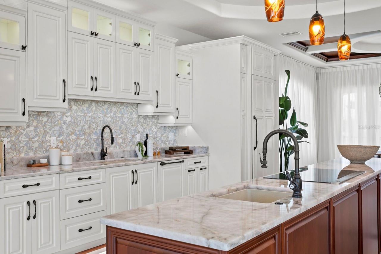 15912 Gulf Boulevard, Redington Beach, FL 33708 Photo