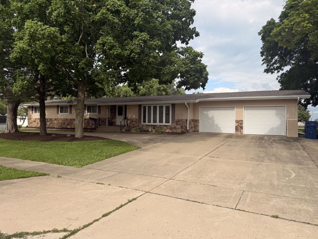 507 S Sheridan Street, Granville, IL 61326 Main Photo