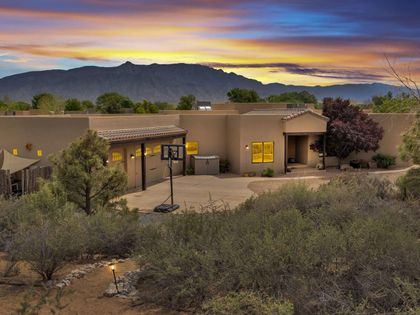 23 Paseo C De Baca Road Corrales, NM 87048