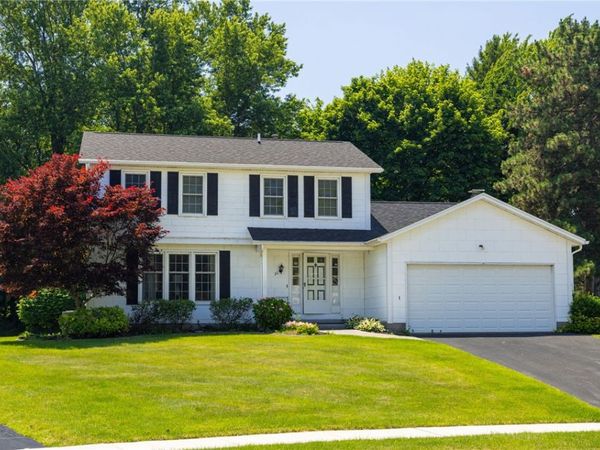36 Kimbrook Drive, Greece, NY 14612
