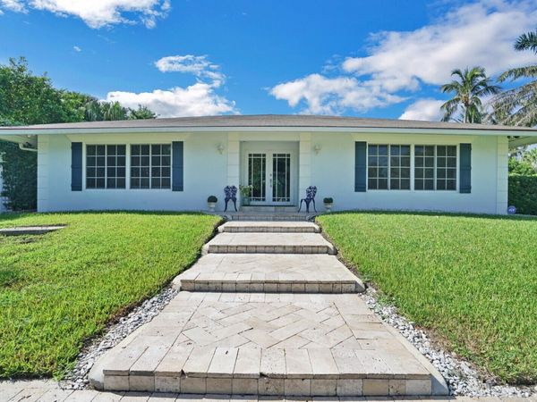 17 E Ocean Avenue, Ocean Ridge, FL 33435