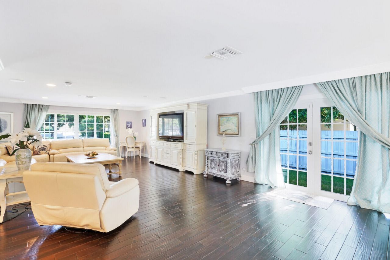 17 E Ocean Avenue, Ocean Ridge, FL 33435 Photo