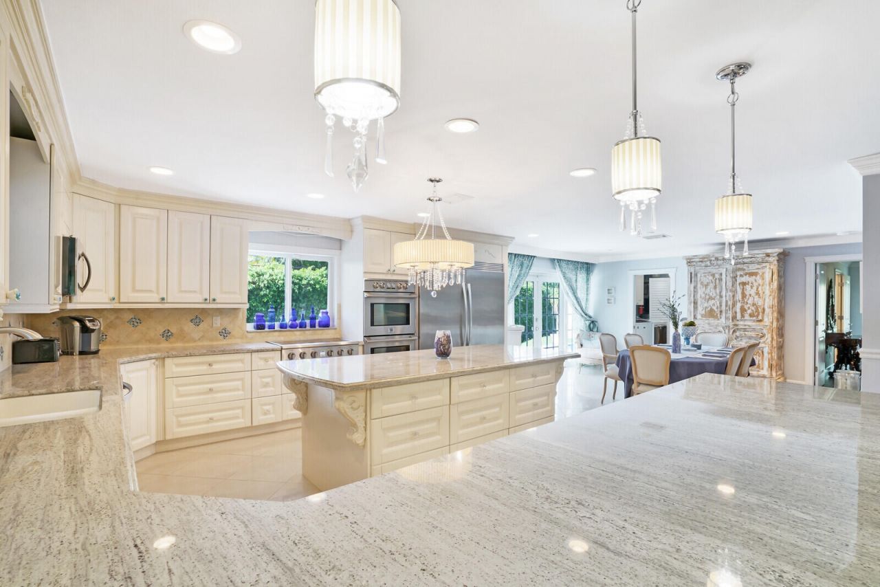 17 E Ocean Avenue, Ocean Ridge, FL 33435 Photo