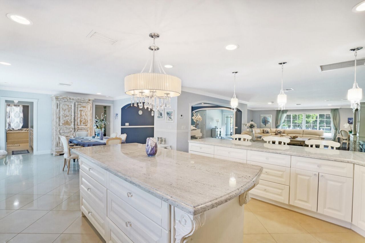 17 E Ocean Avenue, Ocean Ridge, FL 33435 Photo