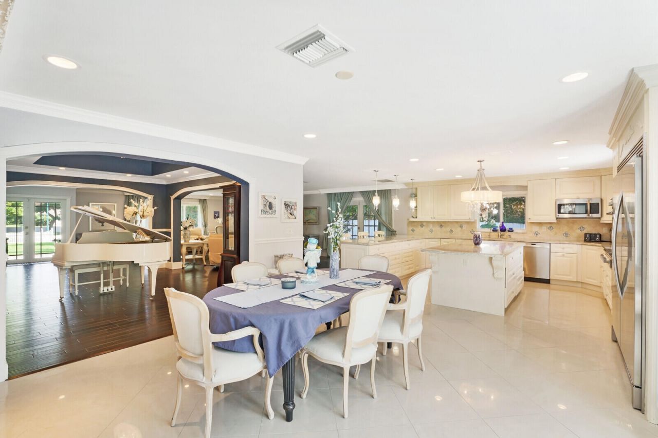 17 E Ocean Avenue, Ocean Ridge, FL 33435 Photo