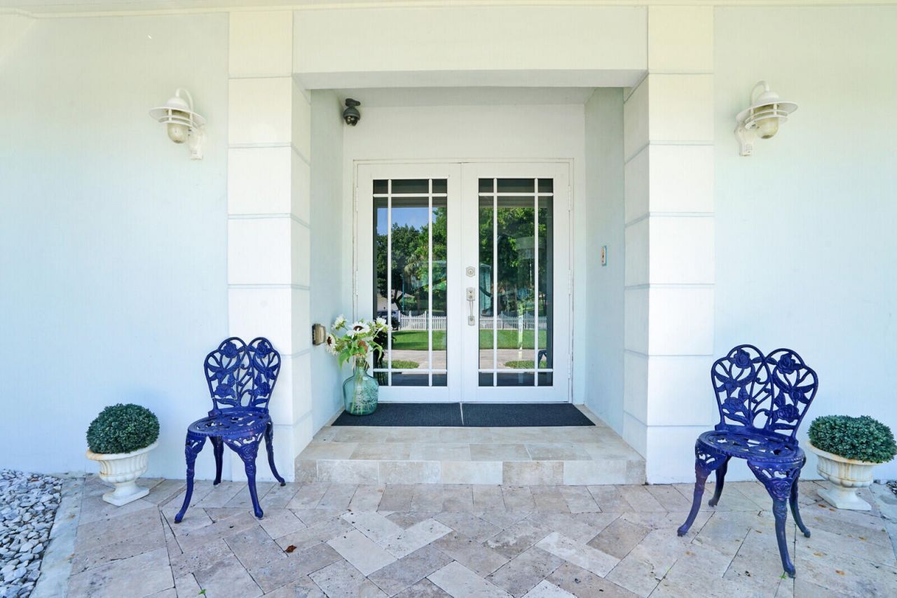 17 E Ocean Avenue, Ocean Ridge, FL 33435 Photo