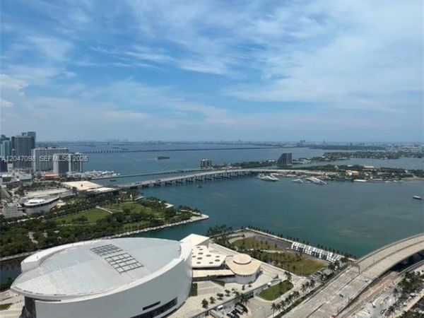398 NE 5th St , Unit 4210, Miami, FL 33132