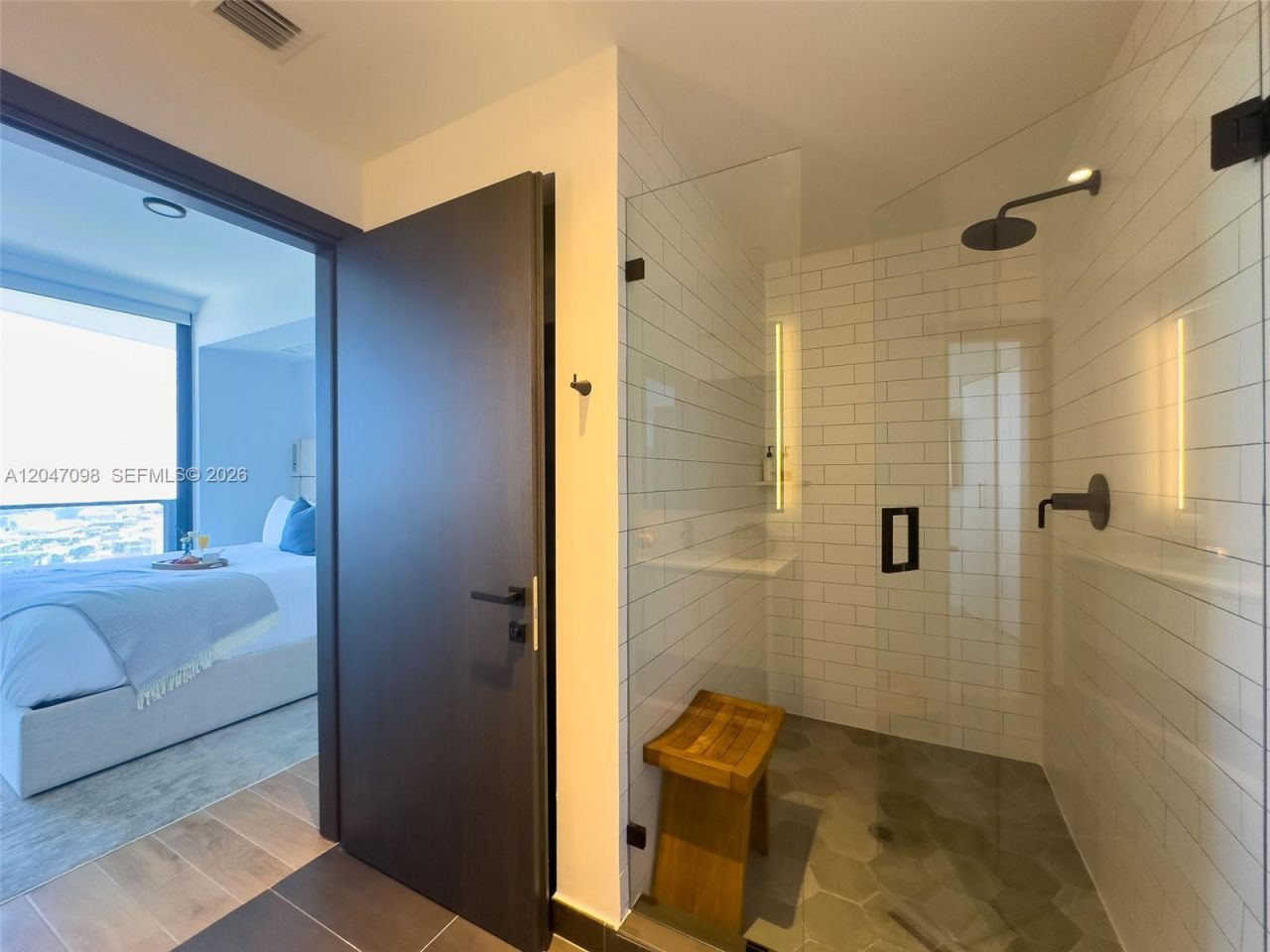 398 NE 5th St , Unit 4210, Miami, FL 33132 Photo