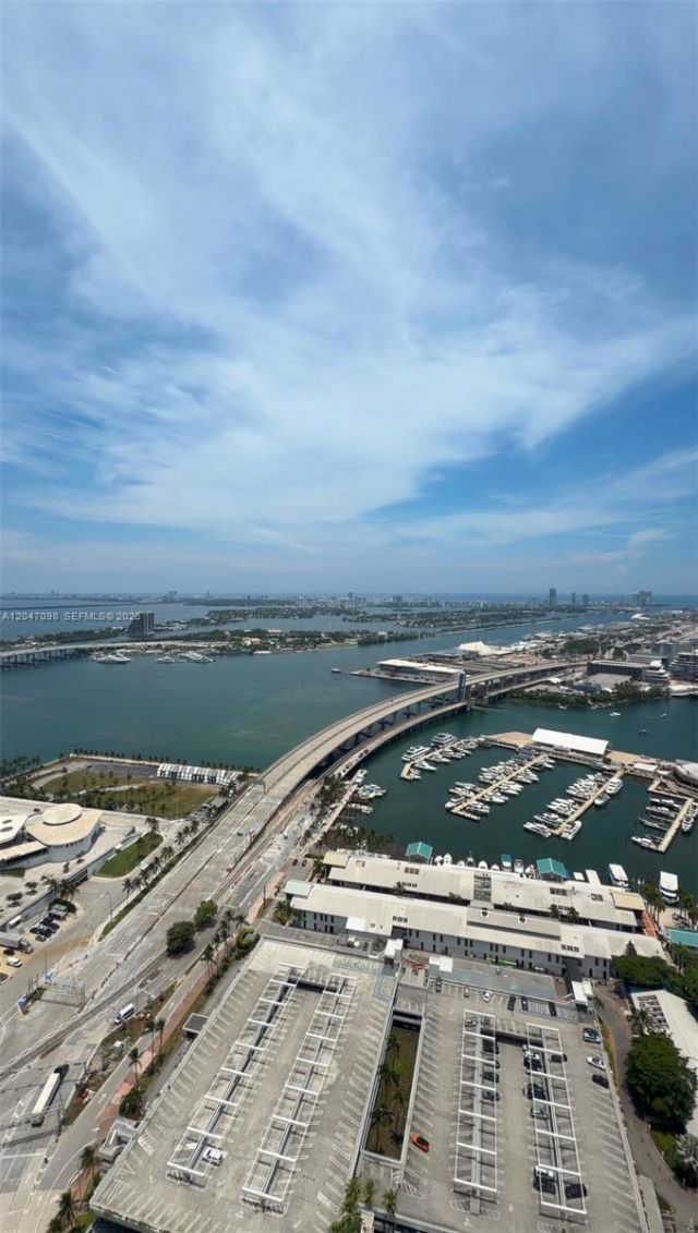 398 NE 5th St , Unit 4210, Miami, FL 33132 Photo