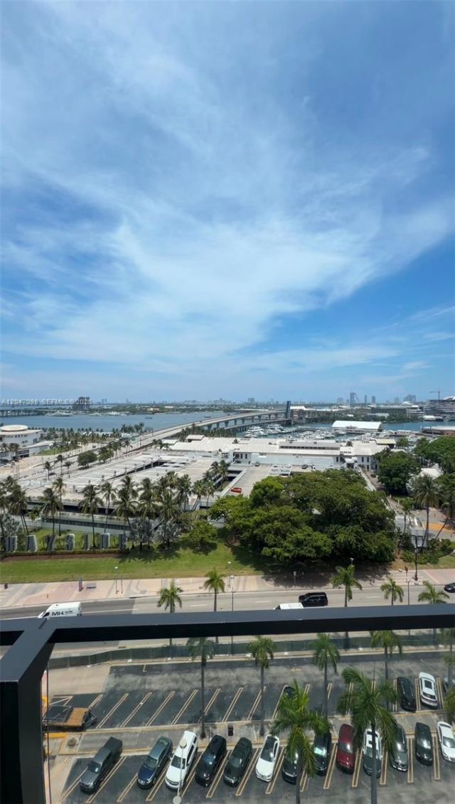 398 NE 5th St , Unit 4210, Miami, FL 33132 Photo