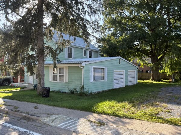 810 Pocahontas Ave, Ronceverte, WV 24970