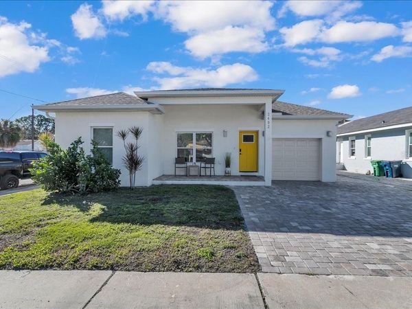 2402 W FIG STREET , TAMPA, FL 33609