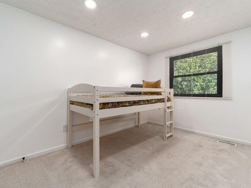 8127 Maugham Drive, Reynoldsburg, OH 43068 Photo 11