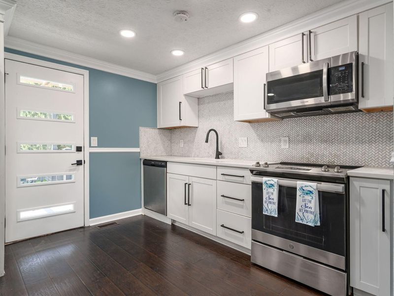 8127 Maugham Drive, Reynoldsburg, OH 43068 Photo 8