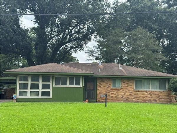 2574 79TH Avenue , Baton Rouge, LA 70807