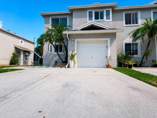 1428 SW 47th Ave , Deerfield Beach, FL 33442