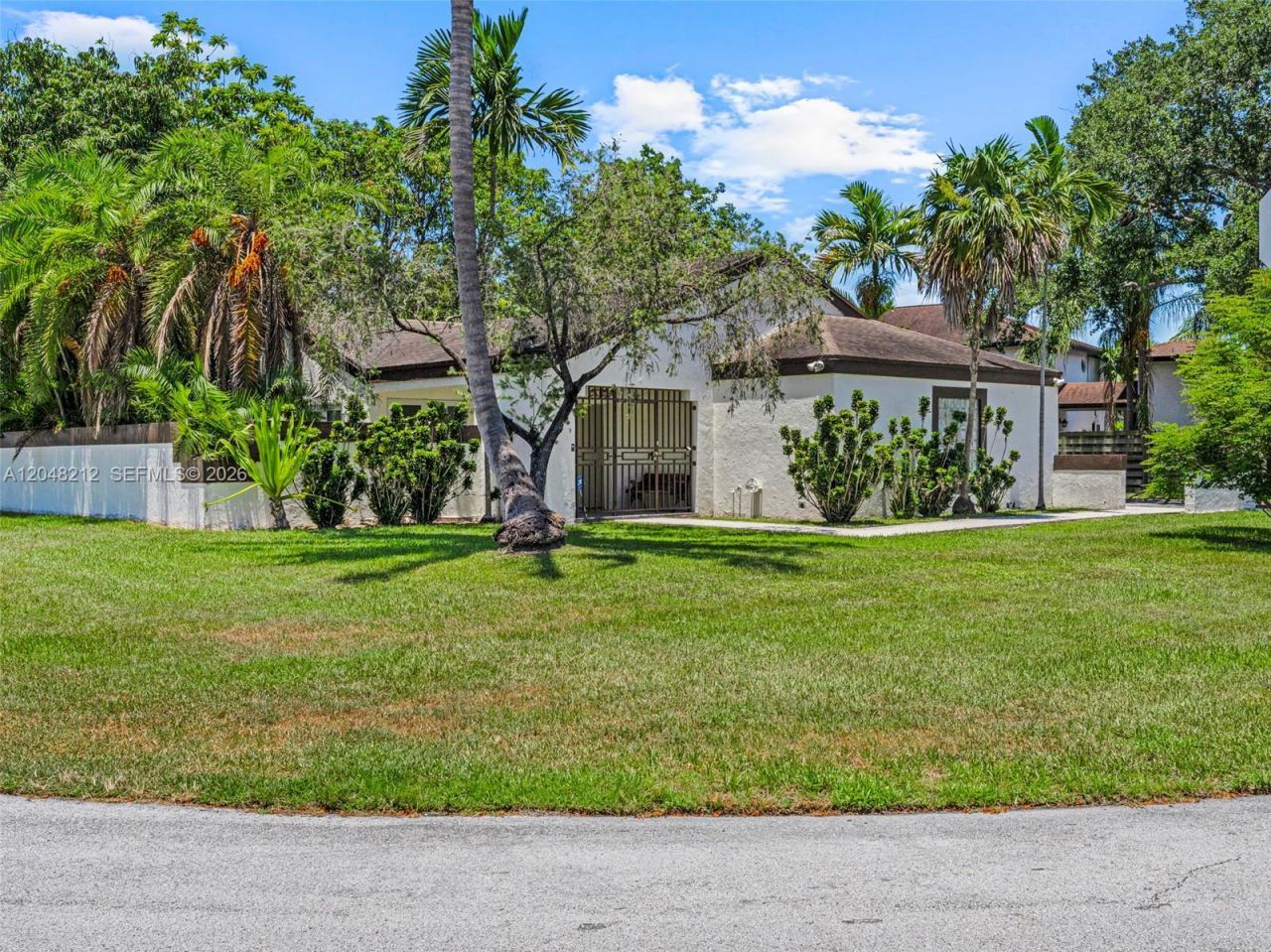 15491 SW 153rd St , Miami, FL 33187 Photo