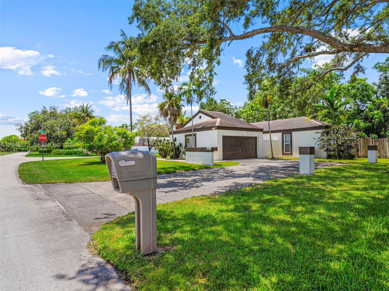 15491 SW 153rd St , Miami, FL 33187 Photo