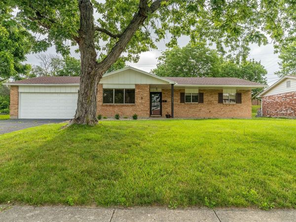 861 Kenbrook Drive, Vandalia, OH 45377