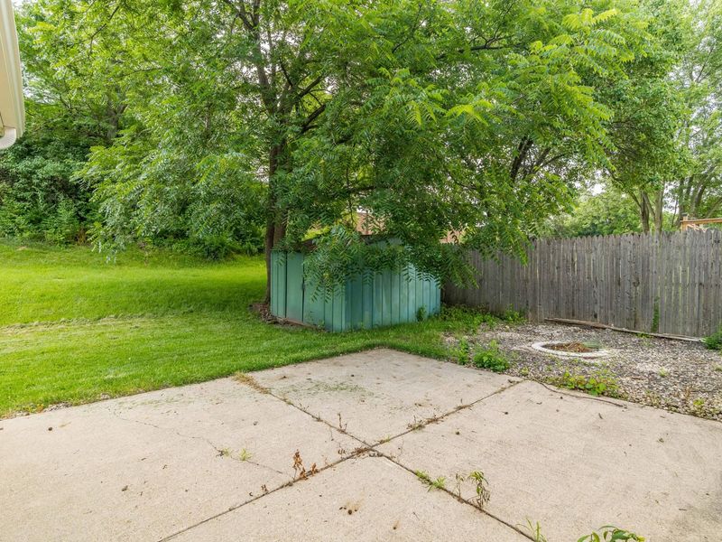 861 Kenbrook Drive, Vandalia, OH 45377 Photo 7