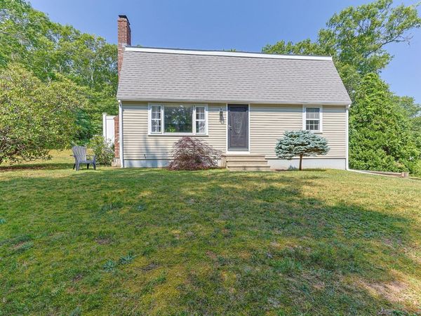31 Chase Road, East Sandwich, MA 02537