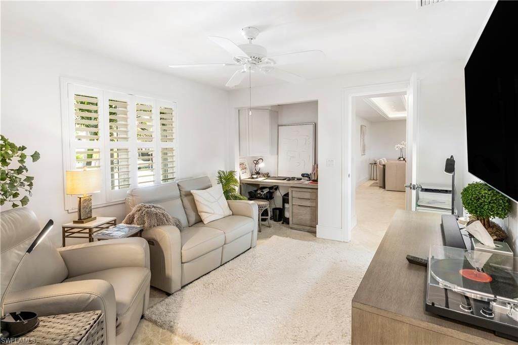 10173 Gulf Shore Dr, Naples, FL 34108 Photo