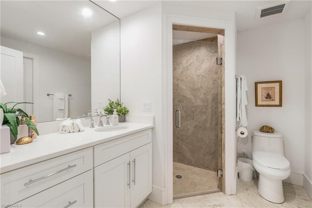 10173 Gulf Shore Dr, Naples, FL 34108 Photo