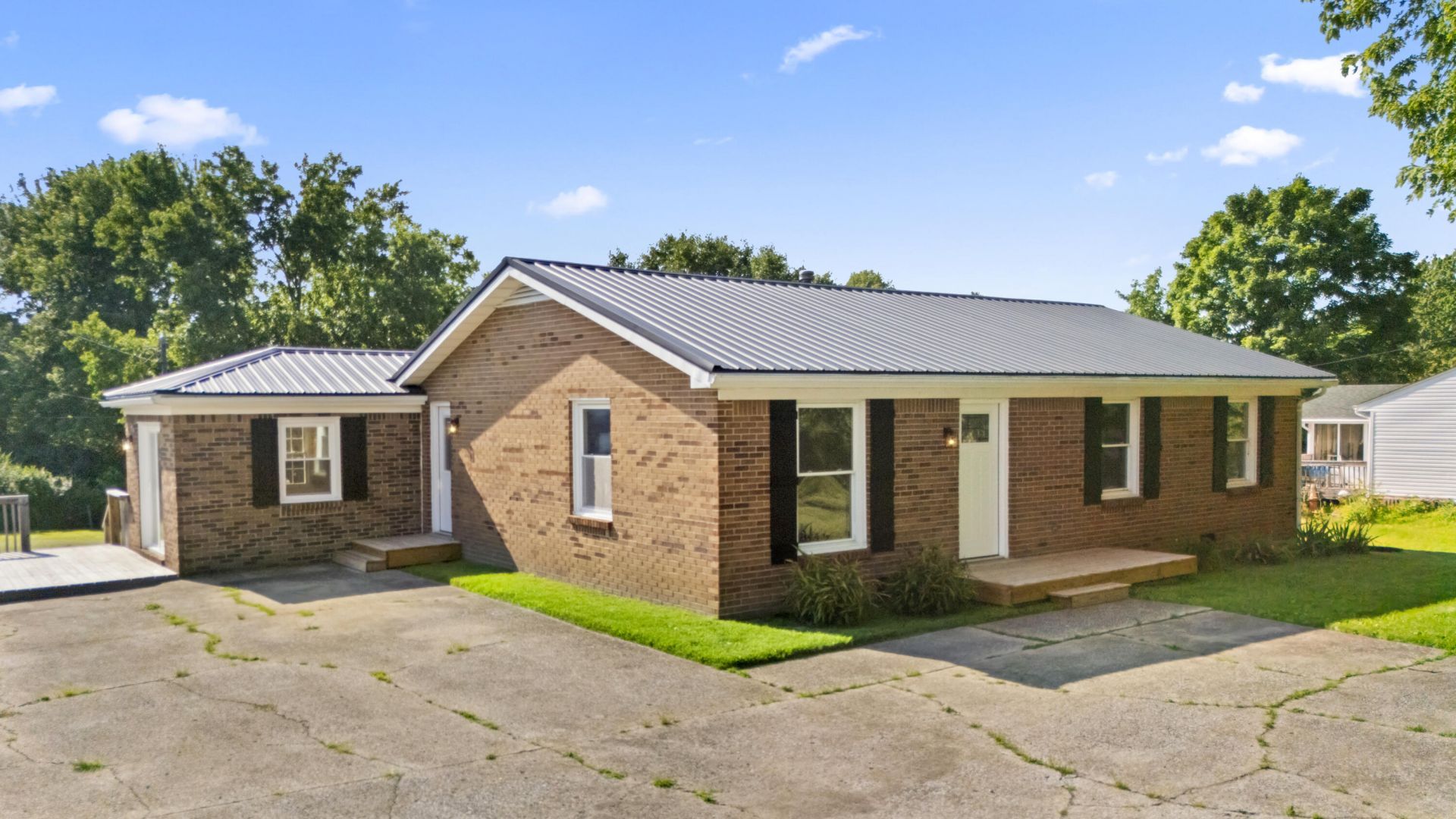 101 Demerson Lane, Frankfort, KY 40601 Main Photo