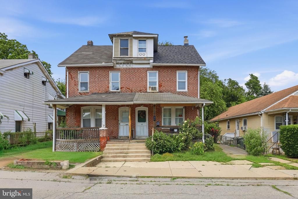 631 E CHESTNUT STREET, COATESVILLE, PA 19320