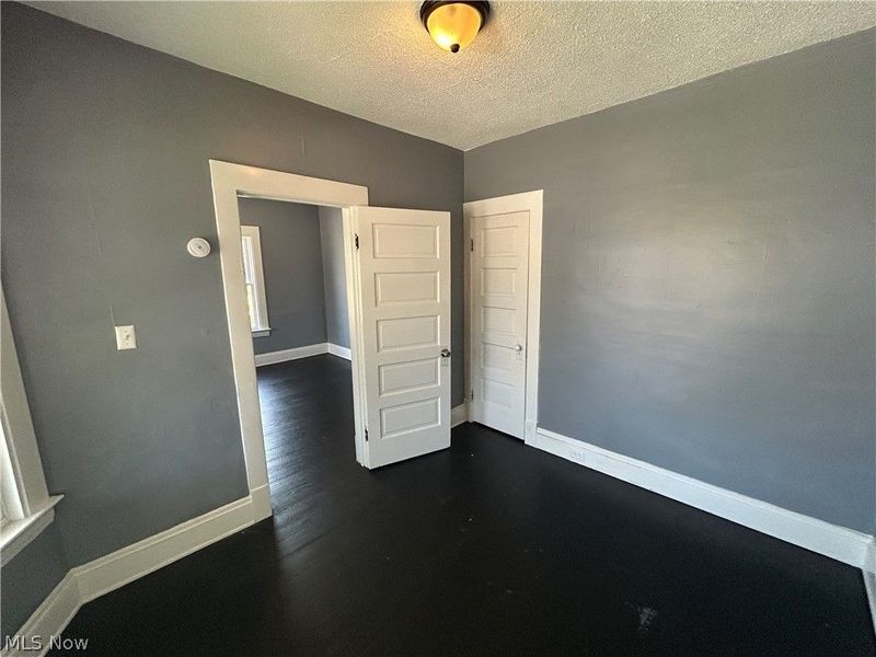 8910 Harris Avenue, Cleveland, OH 44104 Photo 15