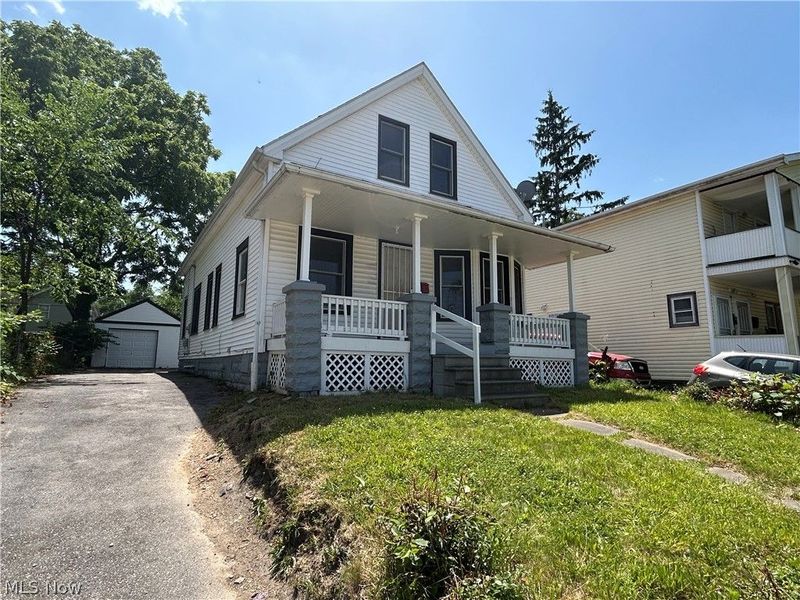 8910 Harris Avenue, Cleveland, OH 44104 Photo 2